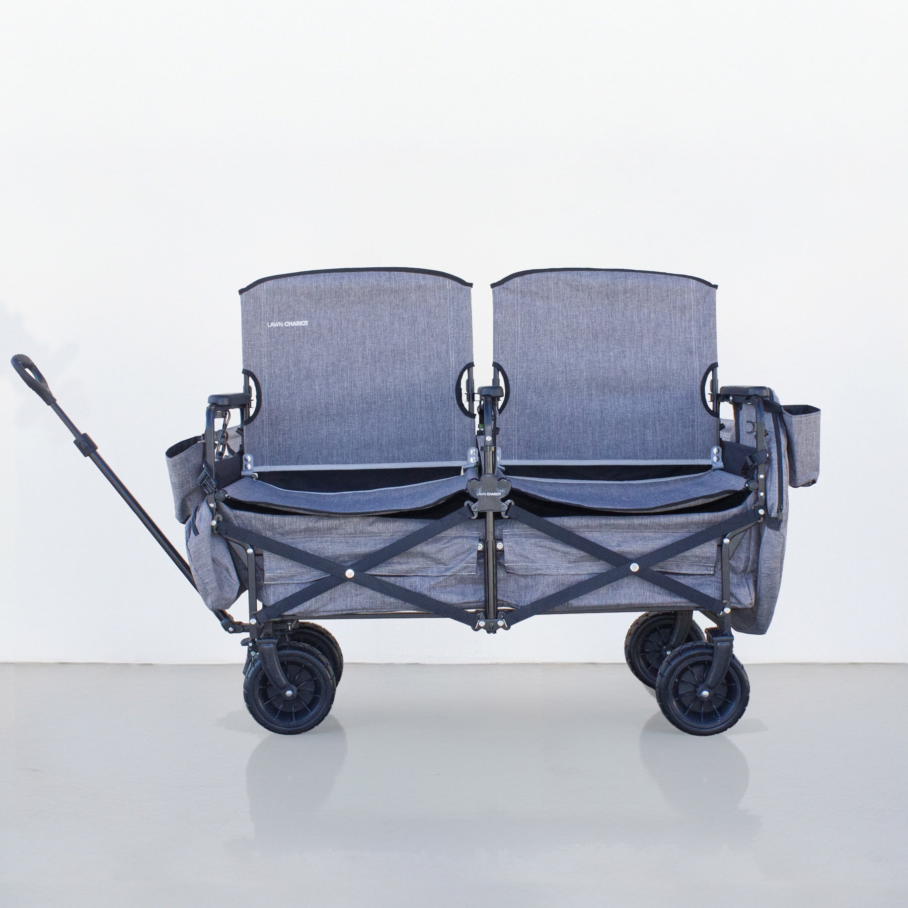 LAWN CHARIOT
